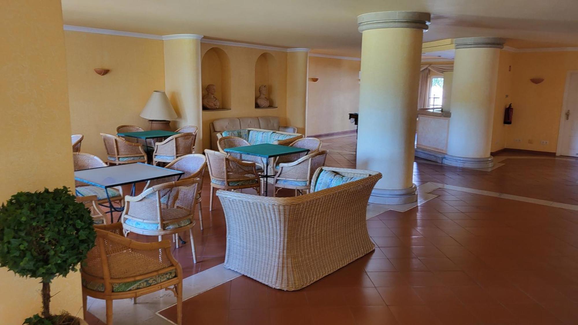 Luxury Near Town & Marina